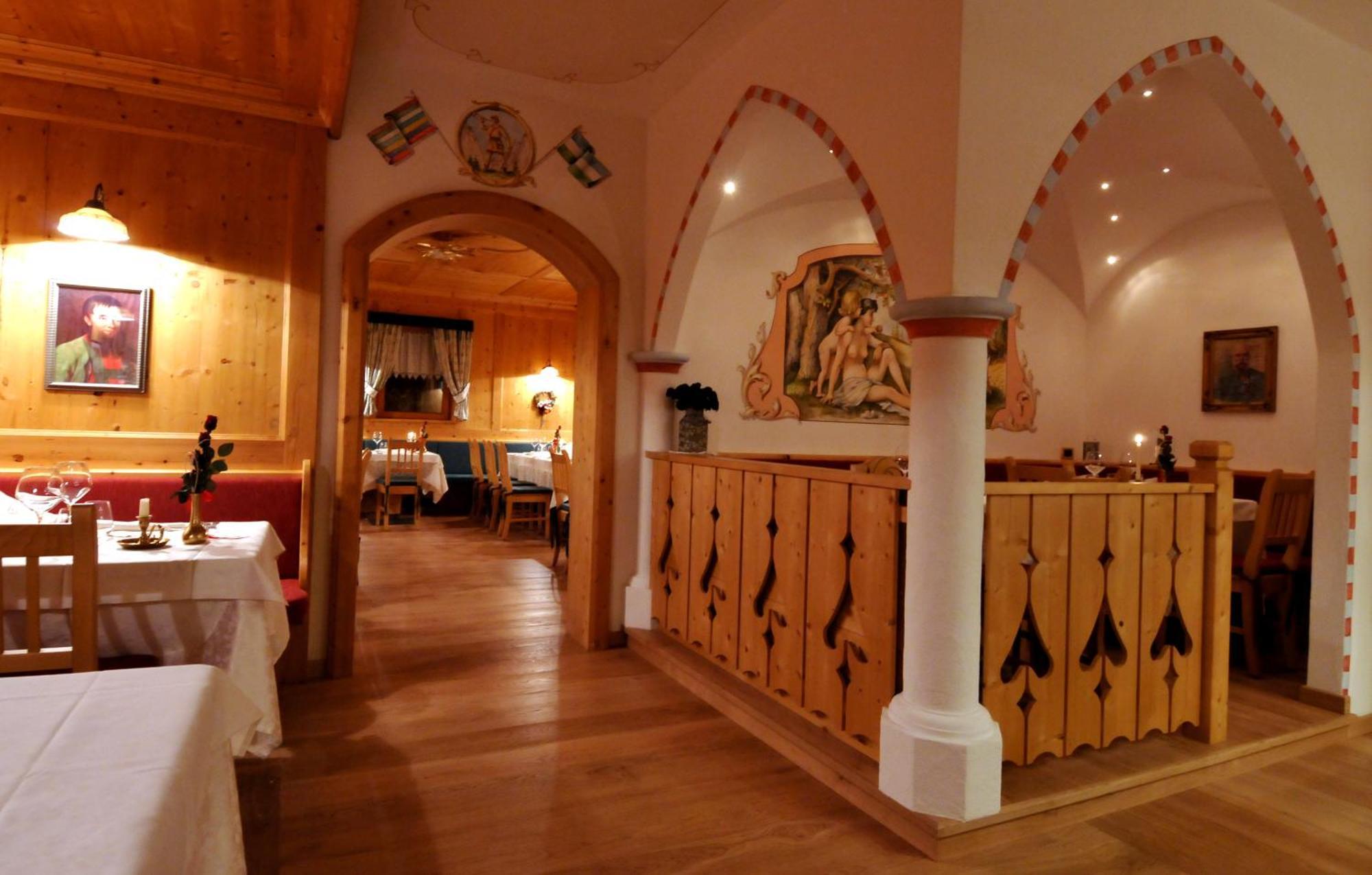 Hotel Valacia ポッツァ・ディ・ファッサ エクステリア 写真